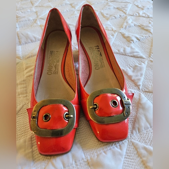 Salvatore Ferragamo Orange Patent Leather Block Heels, Size 6.5 - Picture 2 of 12